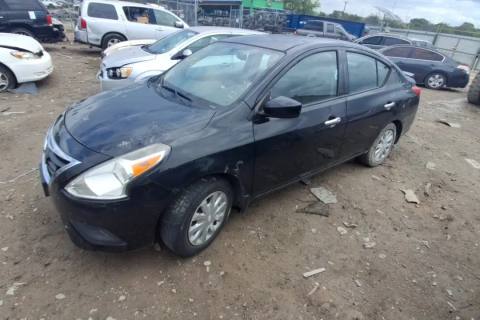 Photo of 2015 Nissan Versa