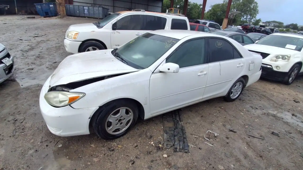 Photo of 2003 Toyota Camry