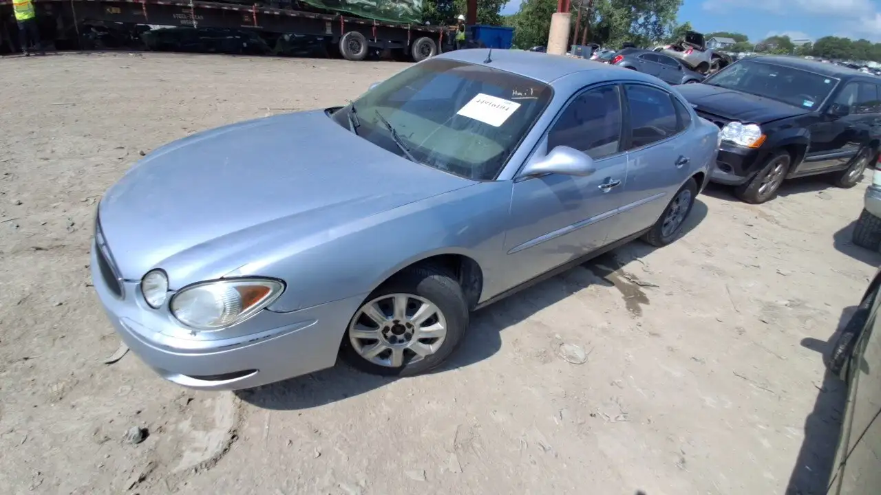 Photo of 2005 Buick Lacrosse