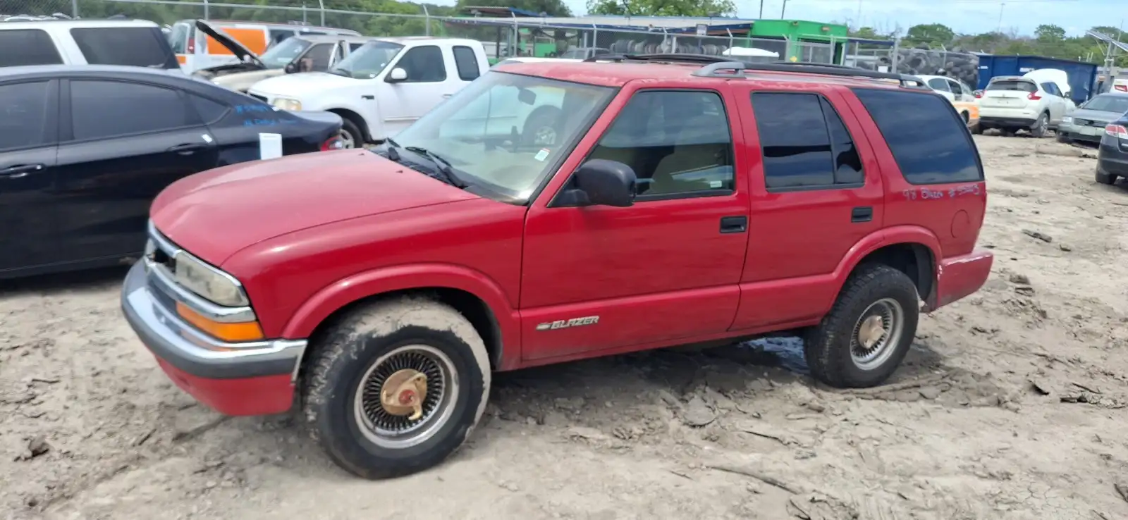 Photo of 1998 Chevrolet Blazer