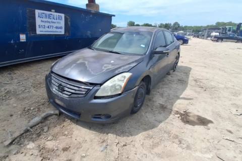 Photo of 2010 Nissan Altima