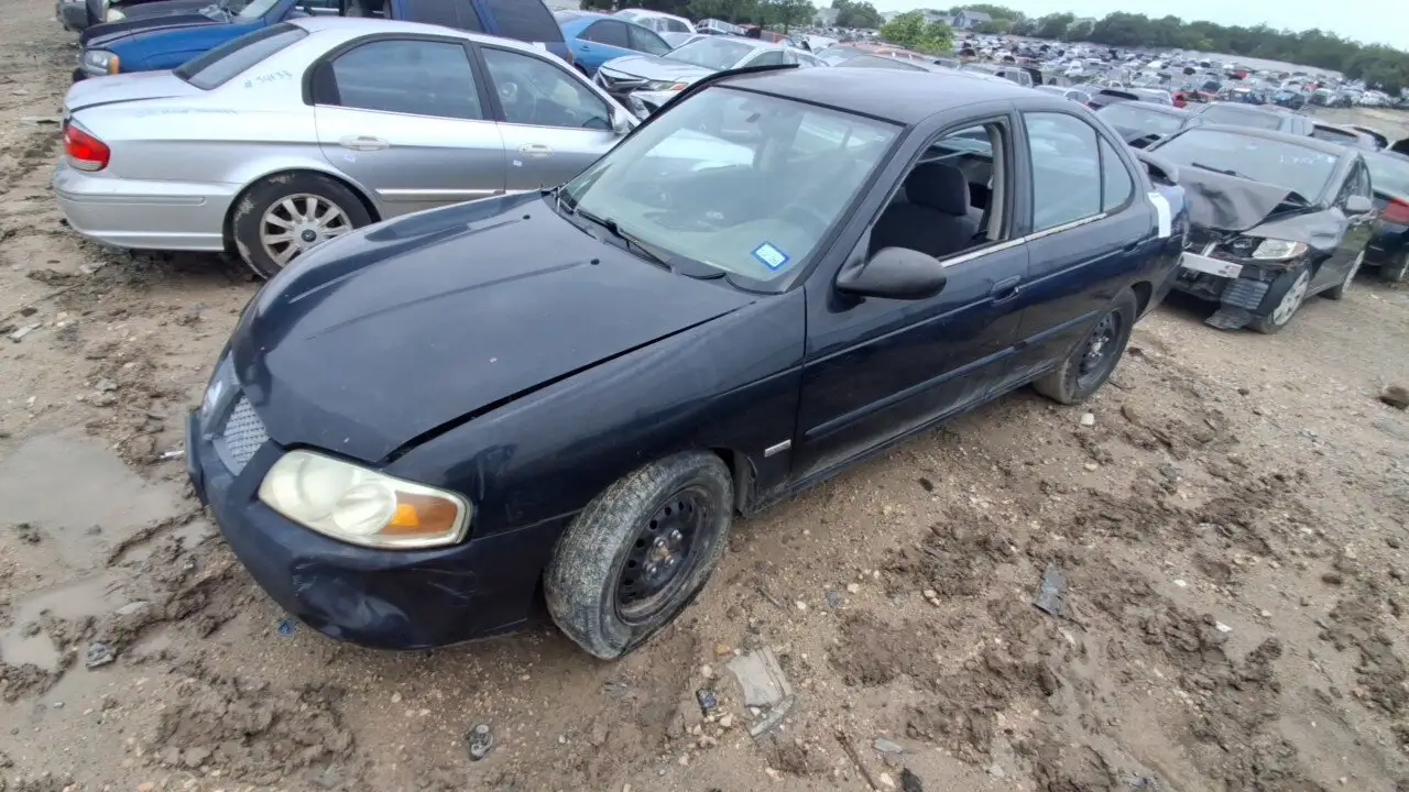 Photo of 2005 Nissan Sentra