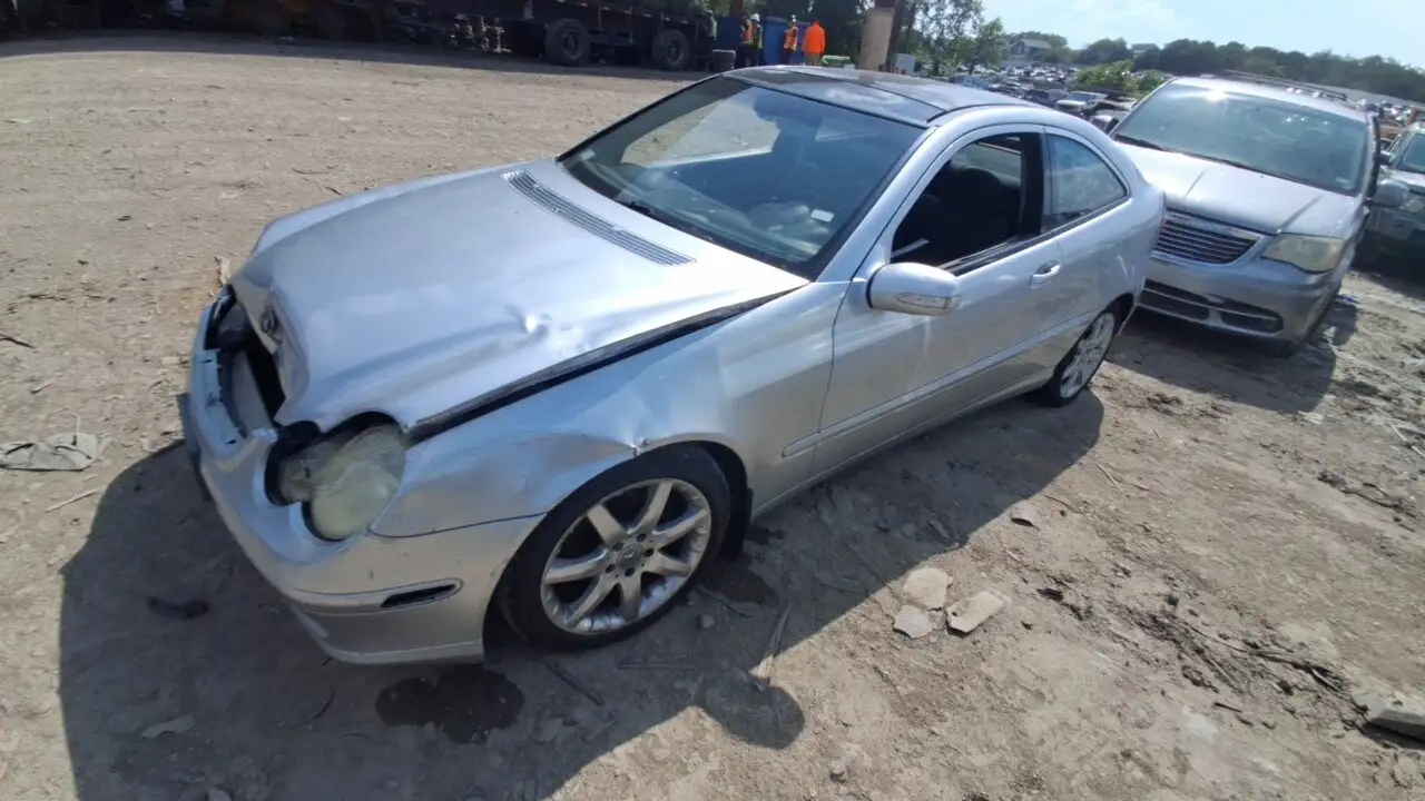 Photo of 2002 Mercedes-Benz C230