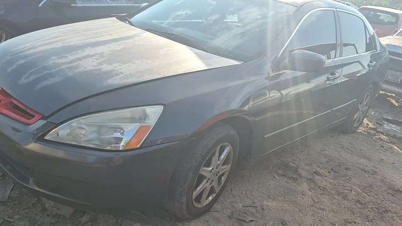Photo of 2004 Honda Accord