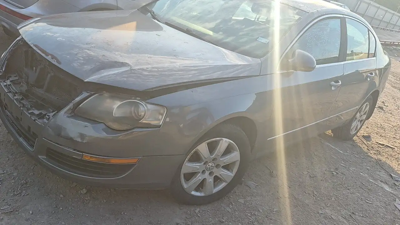 Photo of 2006 Volkswagen Passat