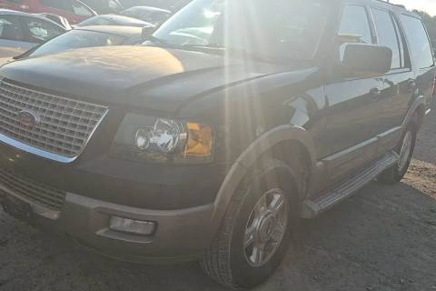Photo of 2004 Ford Expedition