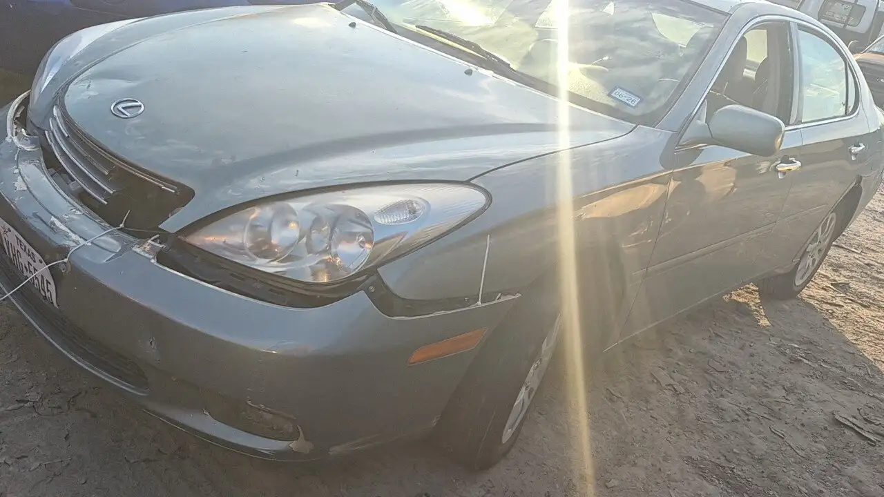 Photo of 2004 Lexus Es330