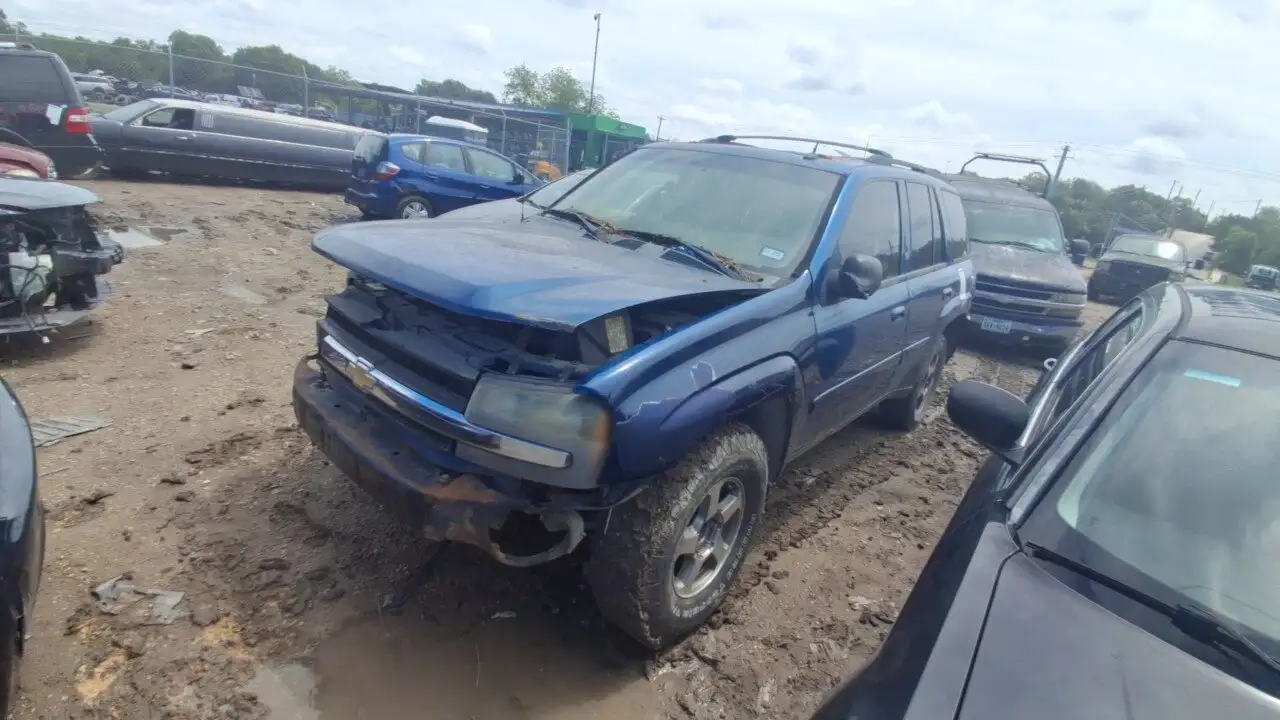 Photo of 2005 Chevrolet Trailblazer