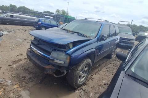 Photo of 2005 Chevrolet Trailblazer