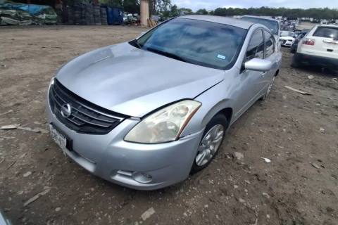 Photo of 2012 Nissan Altima