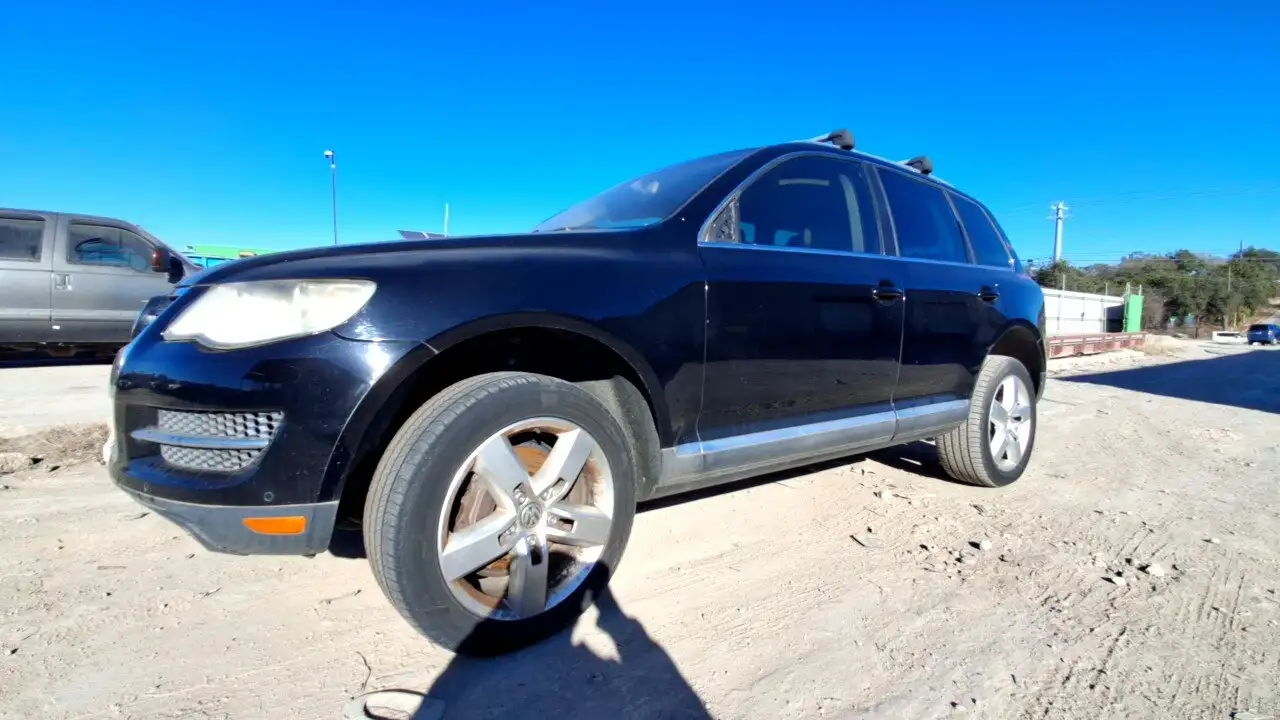Photo of 2010 Volkswagen Touareg