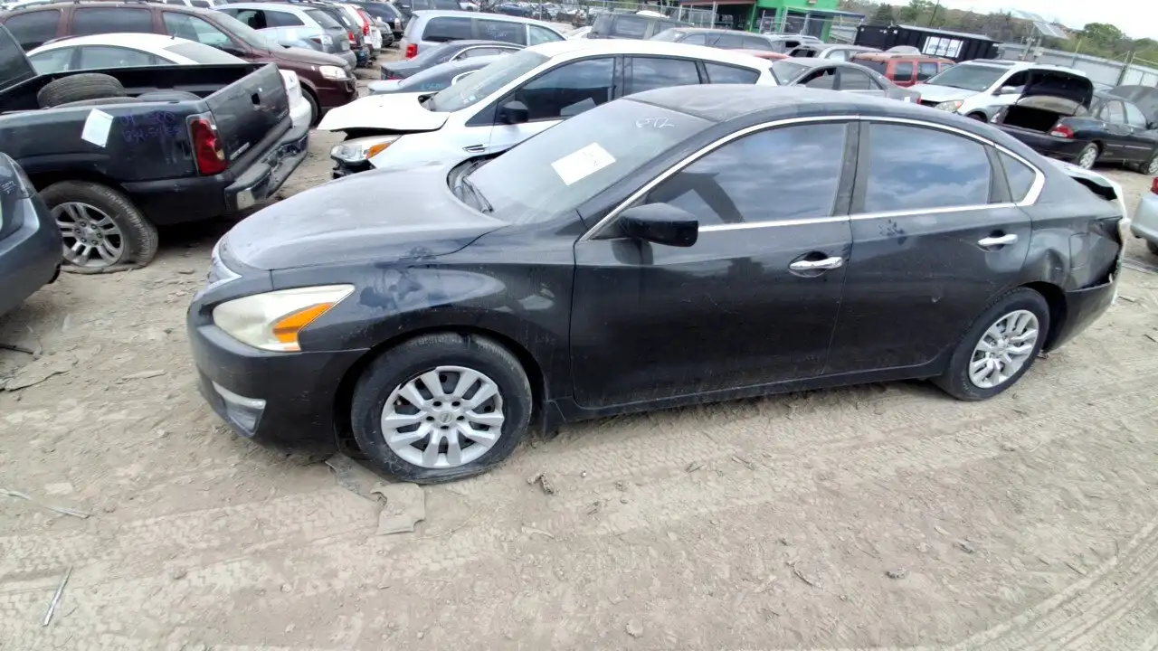 Photo of 2014 Nissan Altima