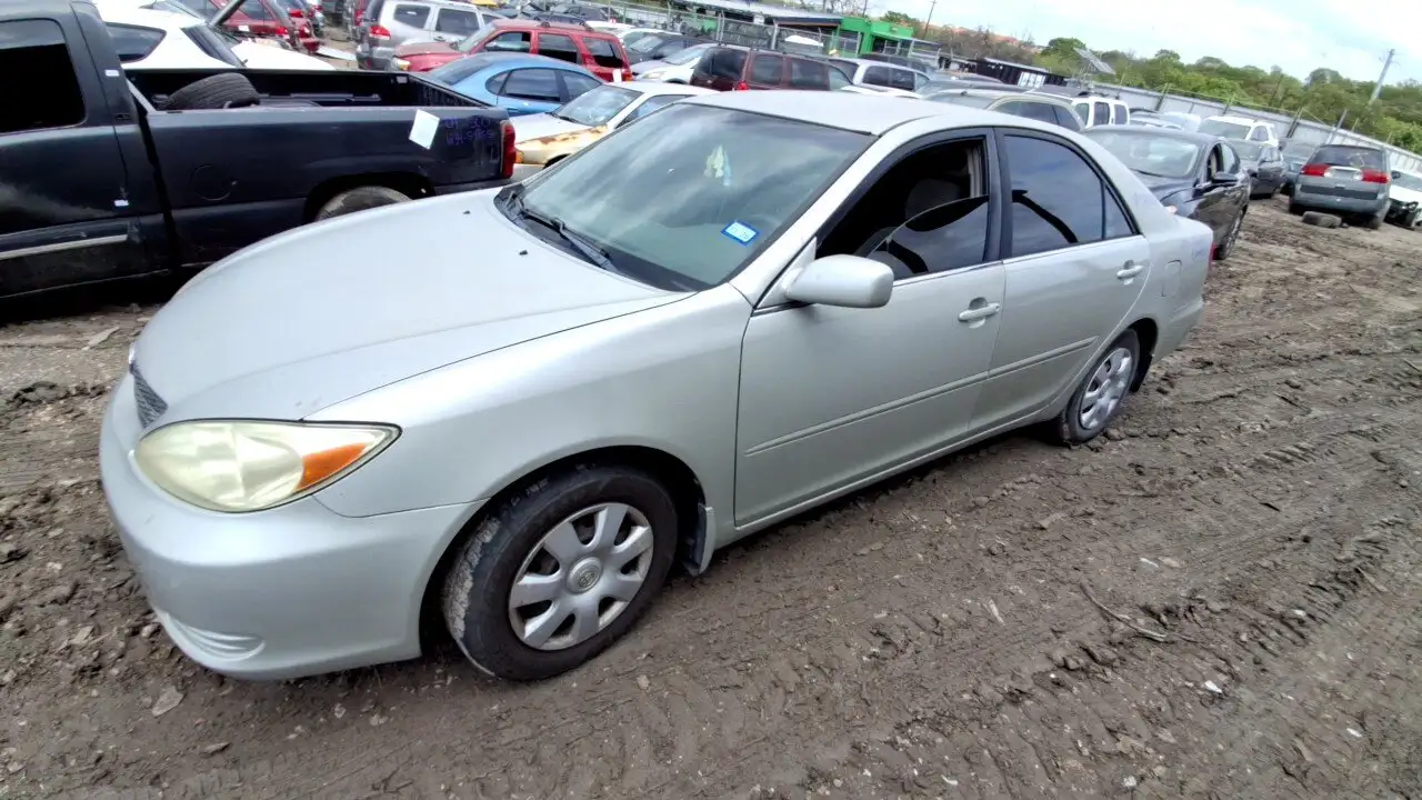 Photo of 2003 Toyota Camry