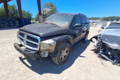 Photo of 2005 Dodge Durango