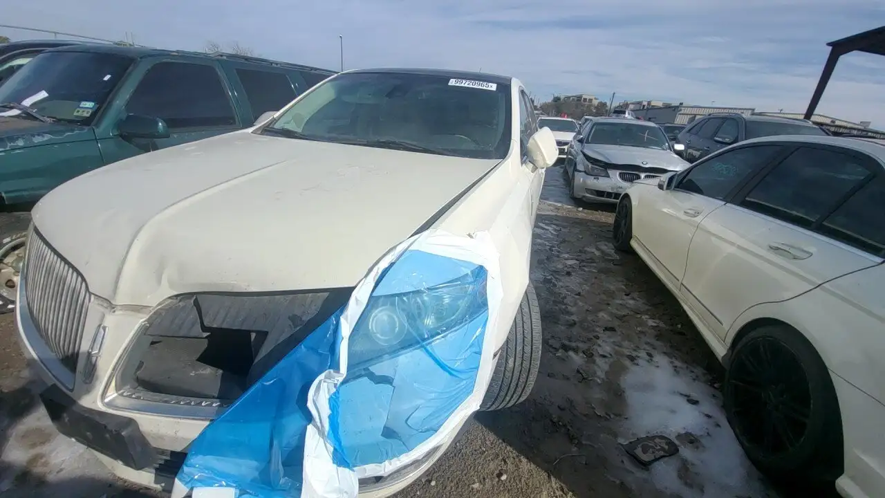 Photo of 2013 Lincoln Mkt