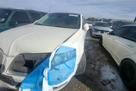 Photo of 2013 Lincoln Mkt