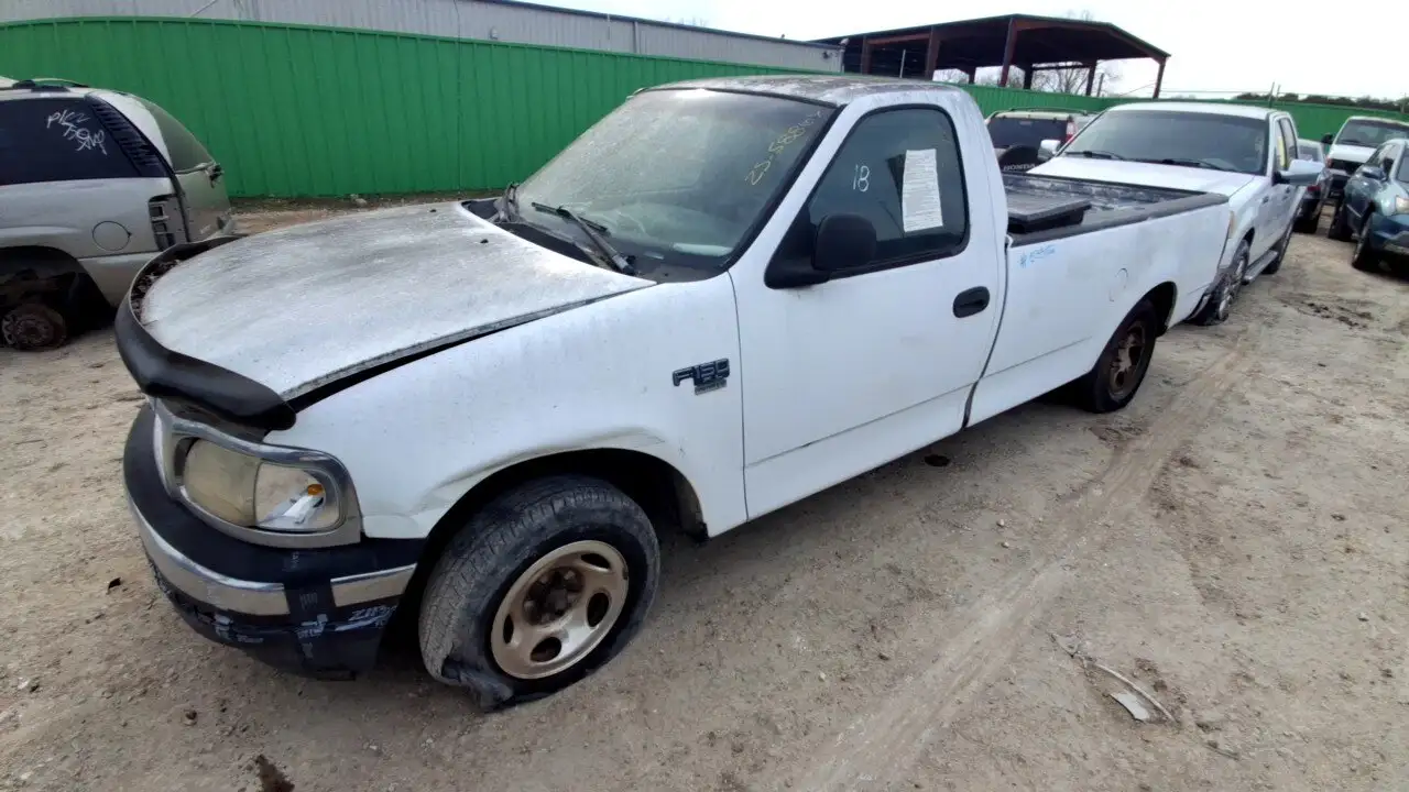 Photo of 2000 Ford F-150