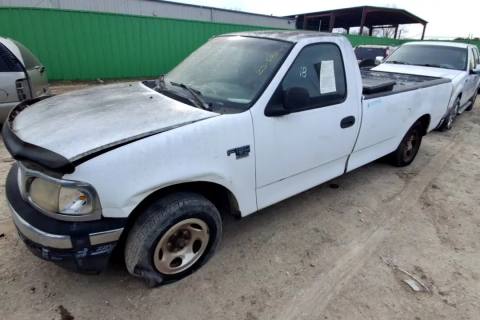 Photo of 2000 Ford F-150