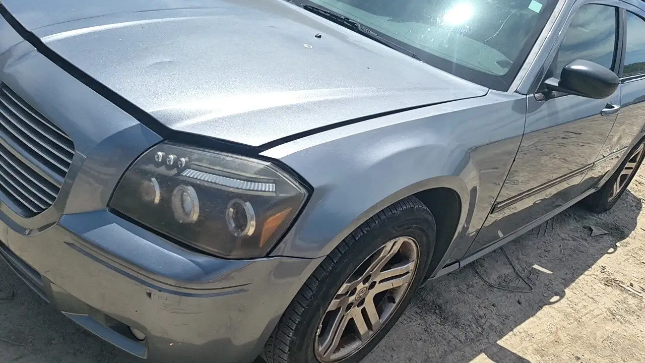 Photo of 2007 Dodge Magnum