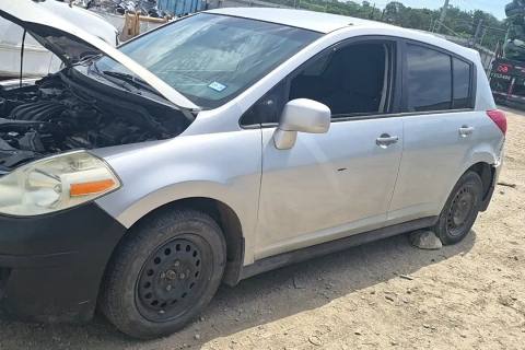 Photo of 2008 Nissan Versa