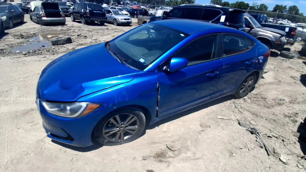 Photo of 2018 Hyundai Elantra