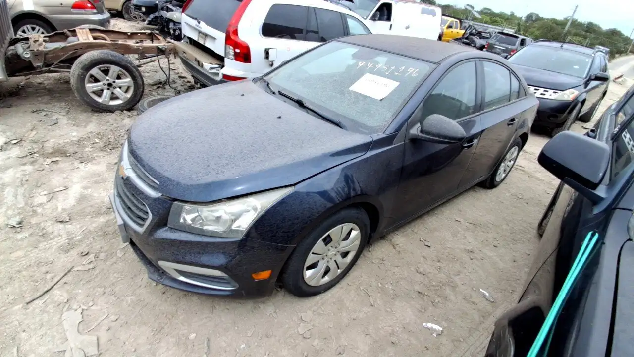 Photo of 2015 Chevrolet Cruze