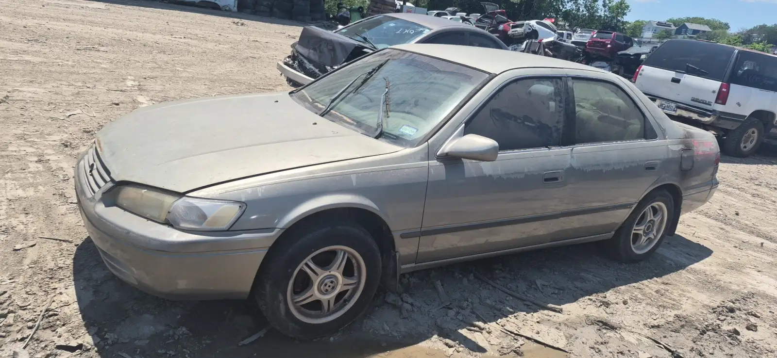 Photo of 1998 Toyota Camry