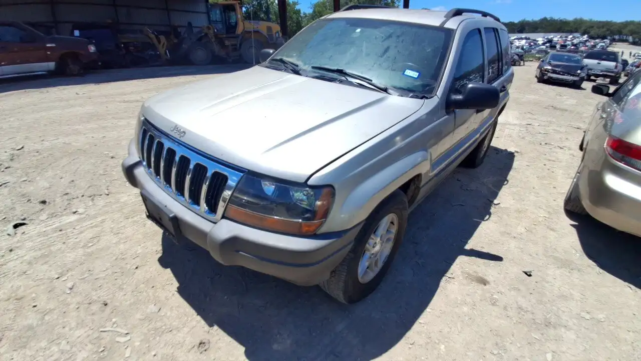 Photo of 2003 Jeep Grand Cherokee