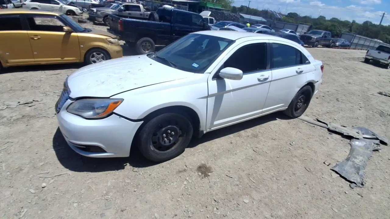 Photo of 2012 Chrysler 200