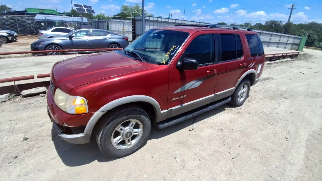 Photo of 2002 Ford Explorer
