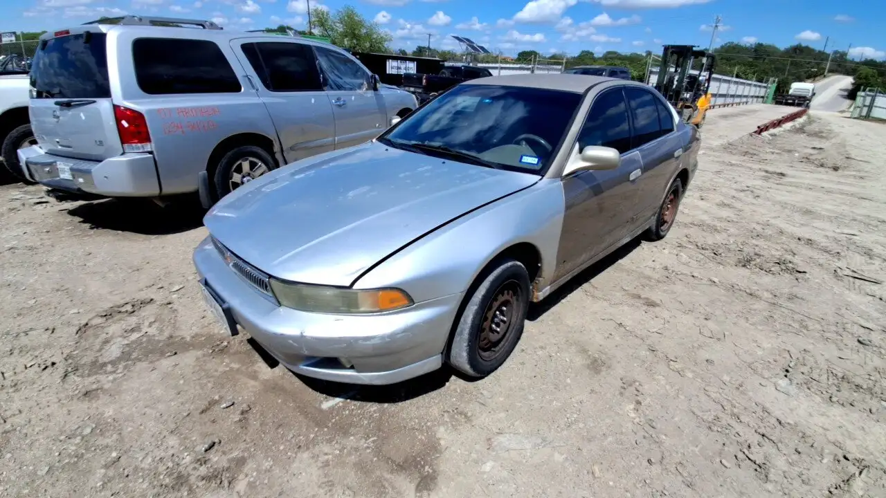Photo of 2002 Mitsubishi Galant