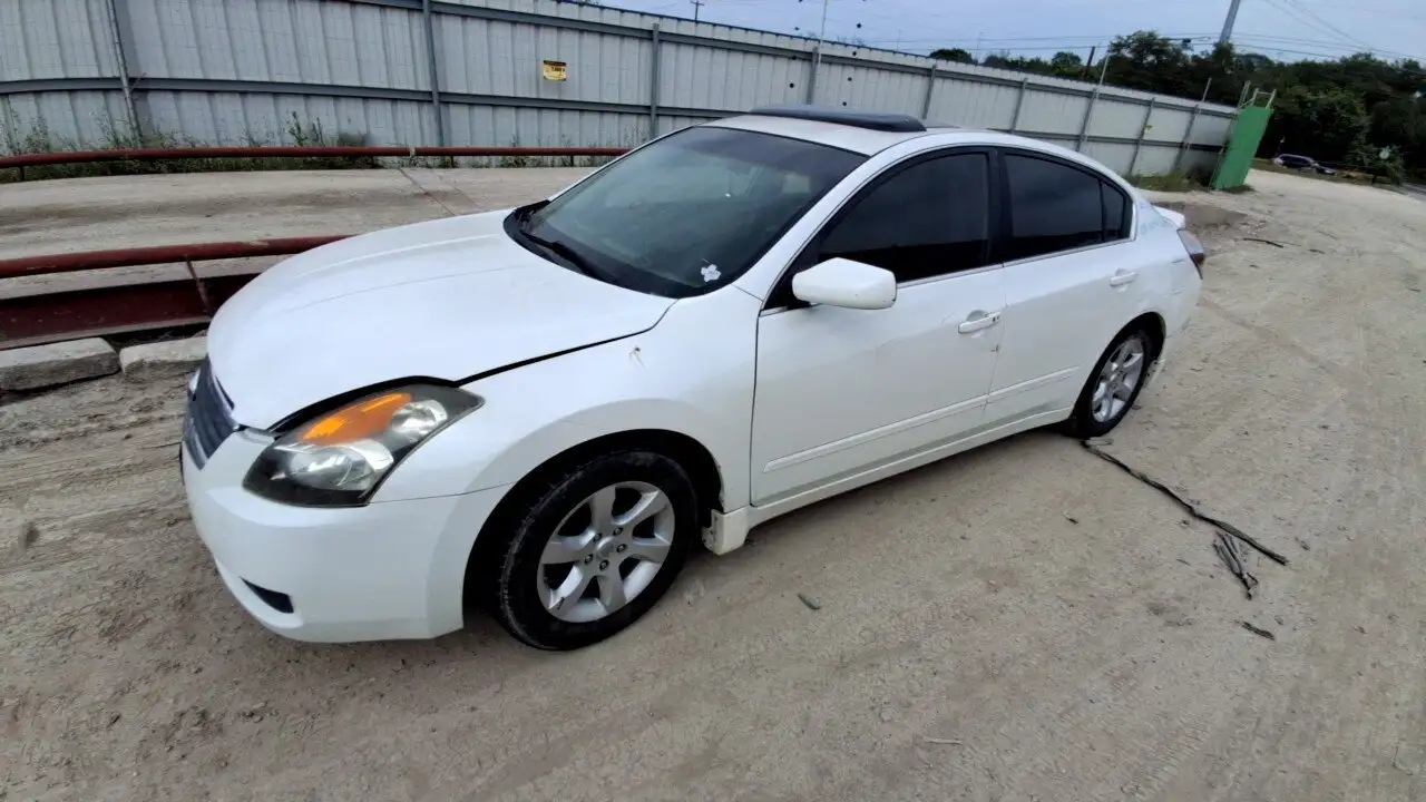 Photo of 2008 Nissan Altima