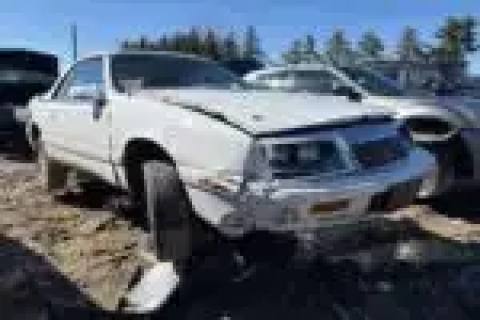 Photo of 1990 Chrysler Lebaron