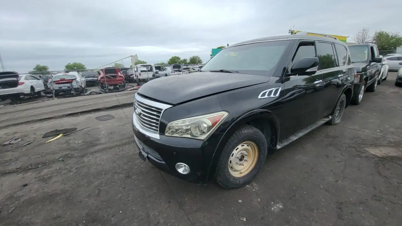 Photo of 2011 Infiniti Qx56