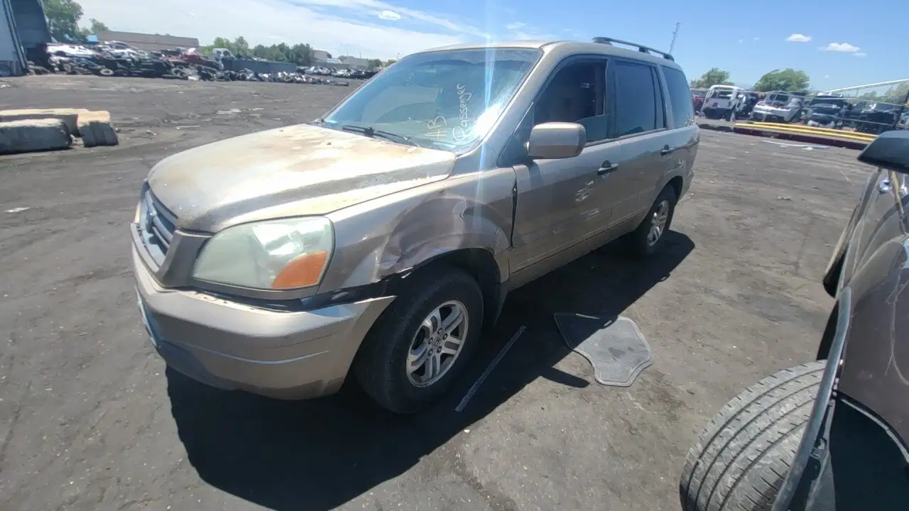 Photo of 2004 Honda Pilot