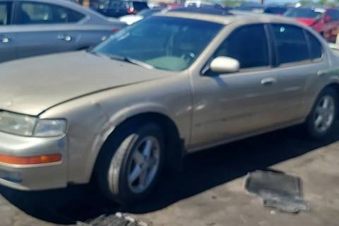 Photo of 1999 Nissan Maxima