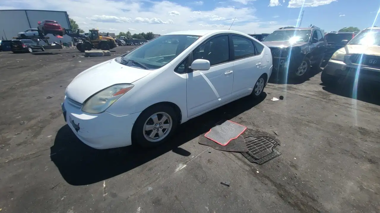 Photo of 2004 Toyota Prius