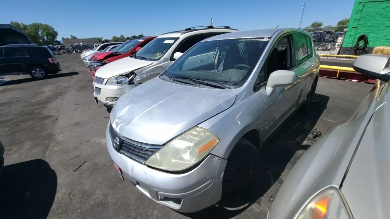 Photo of 2009 Nissan Versa