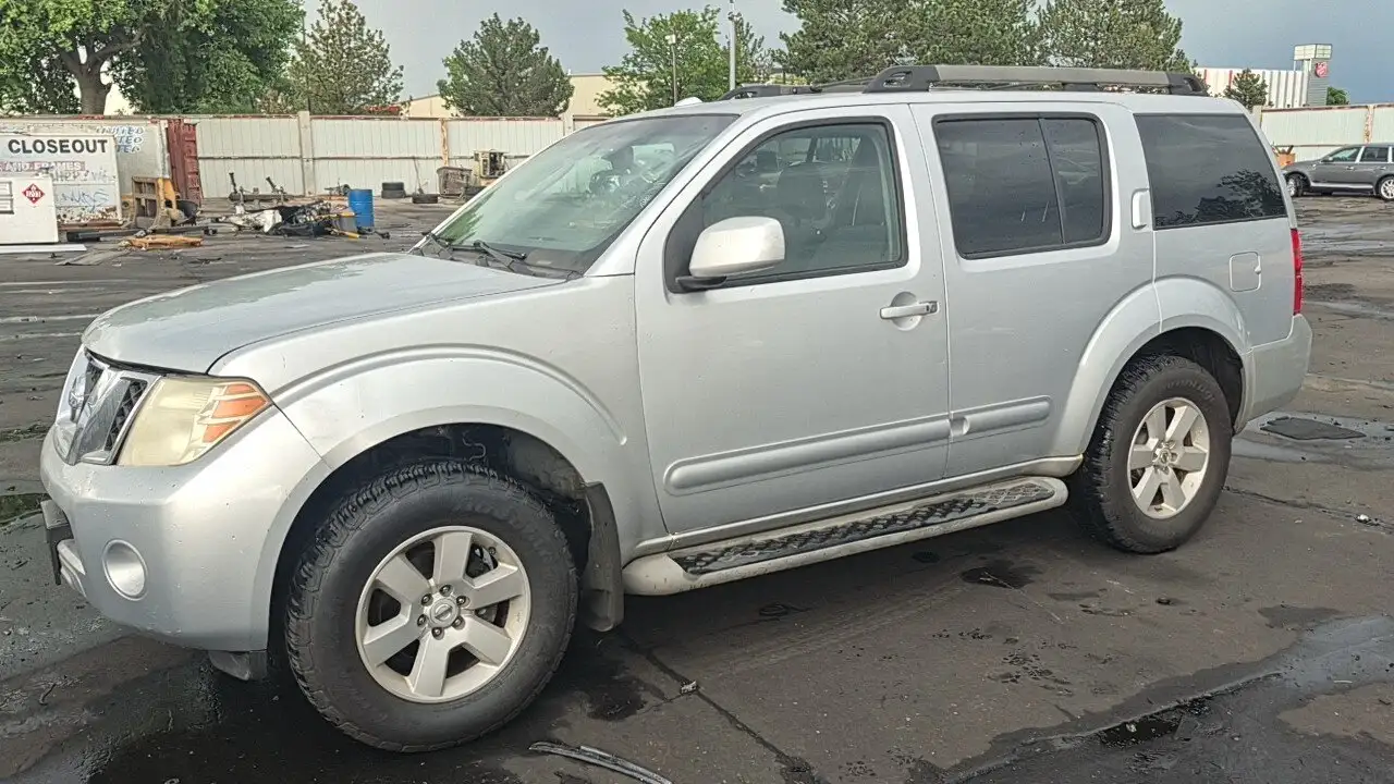 Photo of 2010 Nissan Pathfinder