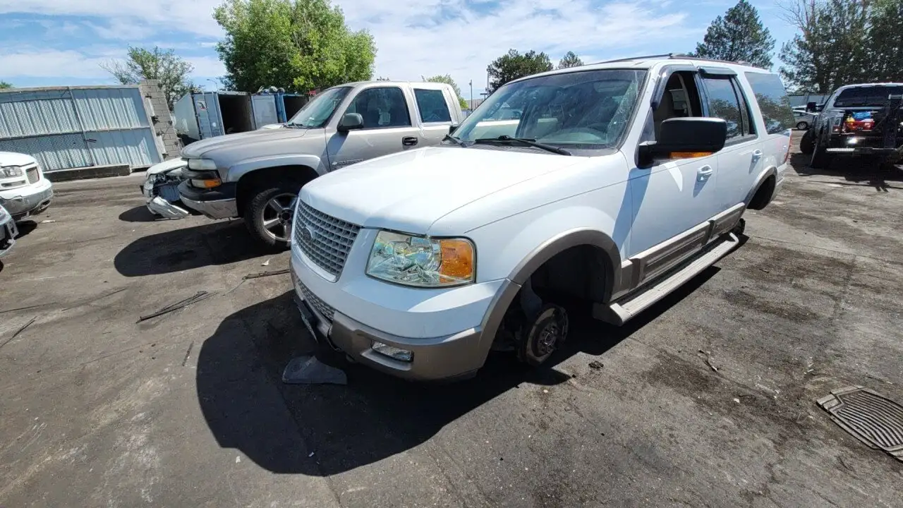 Photo of 2003 Ford Expedition