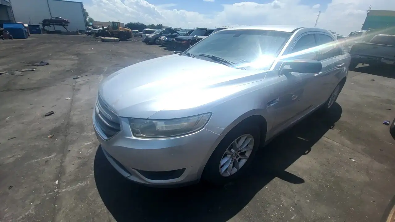 Photo of 2014 Ford Taurus