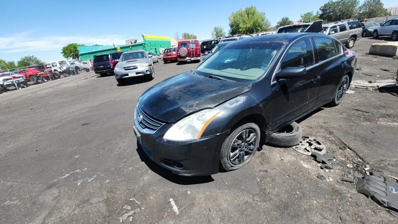 Photo of 2011 Nissan Altima