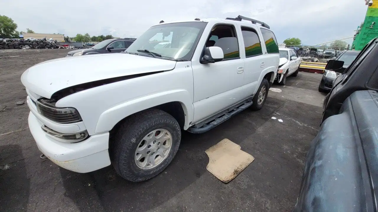 Photo of 2004 Chevrolet Tahoe