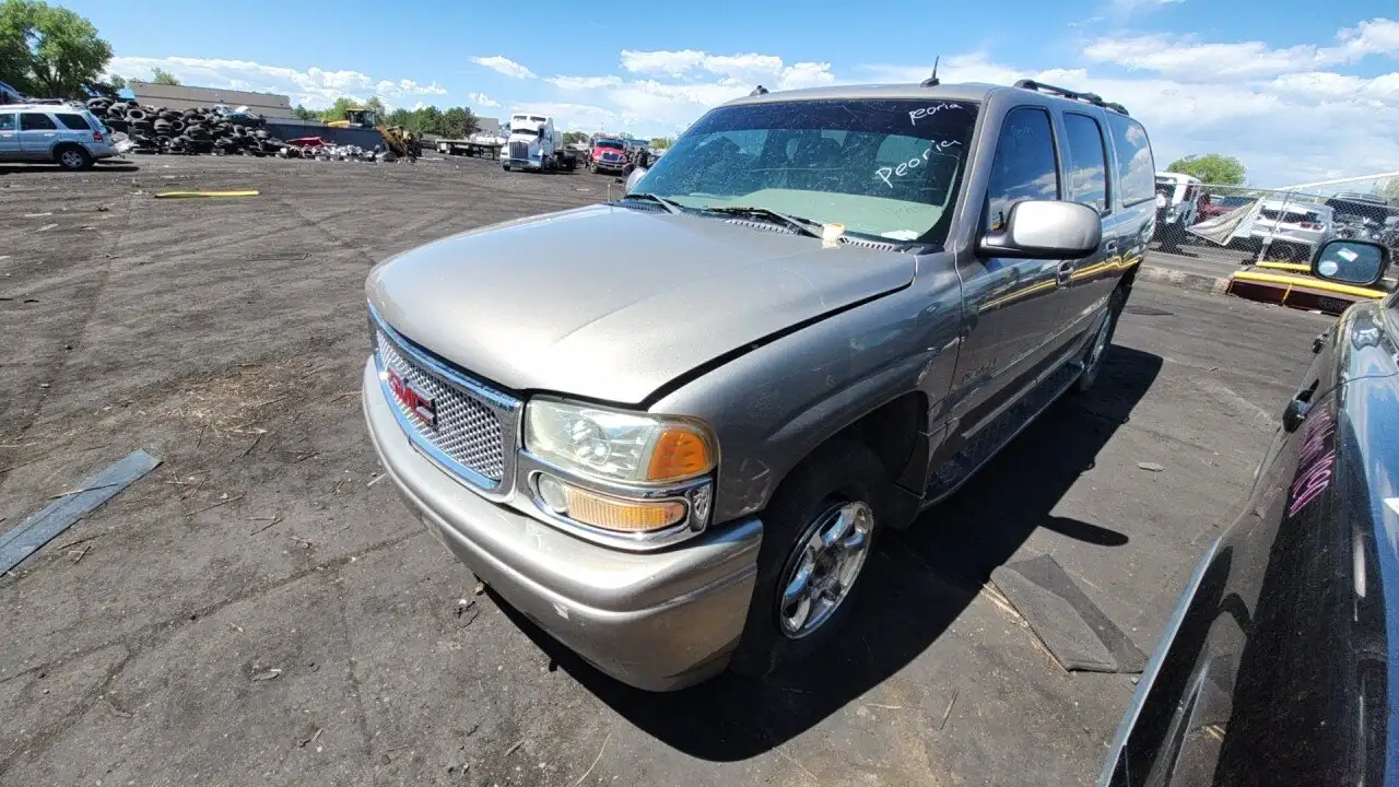 Photo of 2003 Gmc Yukon Xl 1500