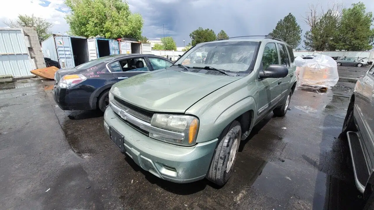 Photo of 2004 Chevrolet Trailblazer