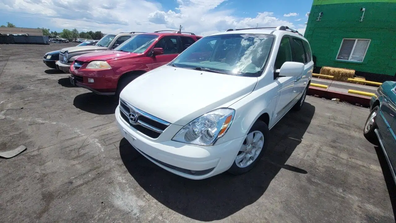 Photo of 2007 Hyundai Entourage