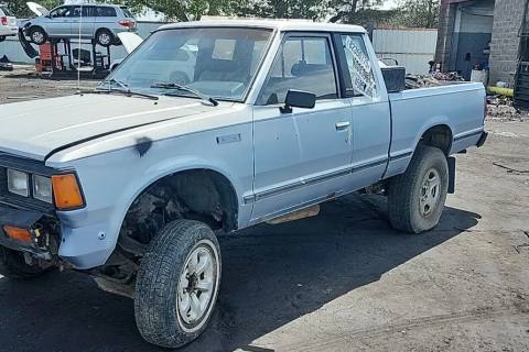 Photo of 1985 Nissan Pickup