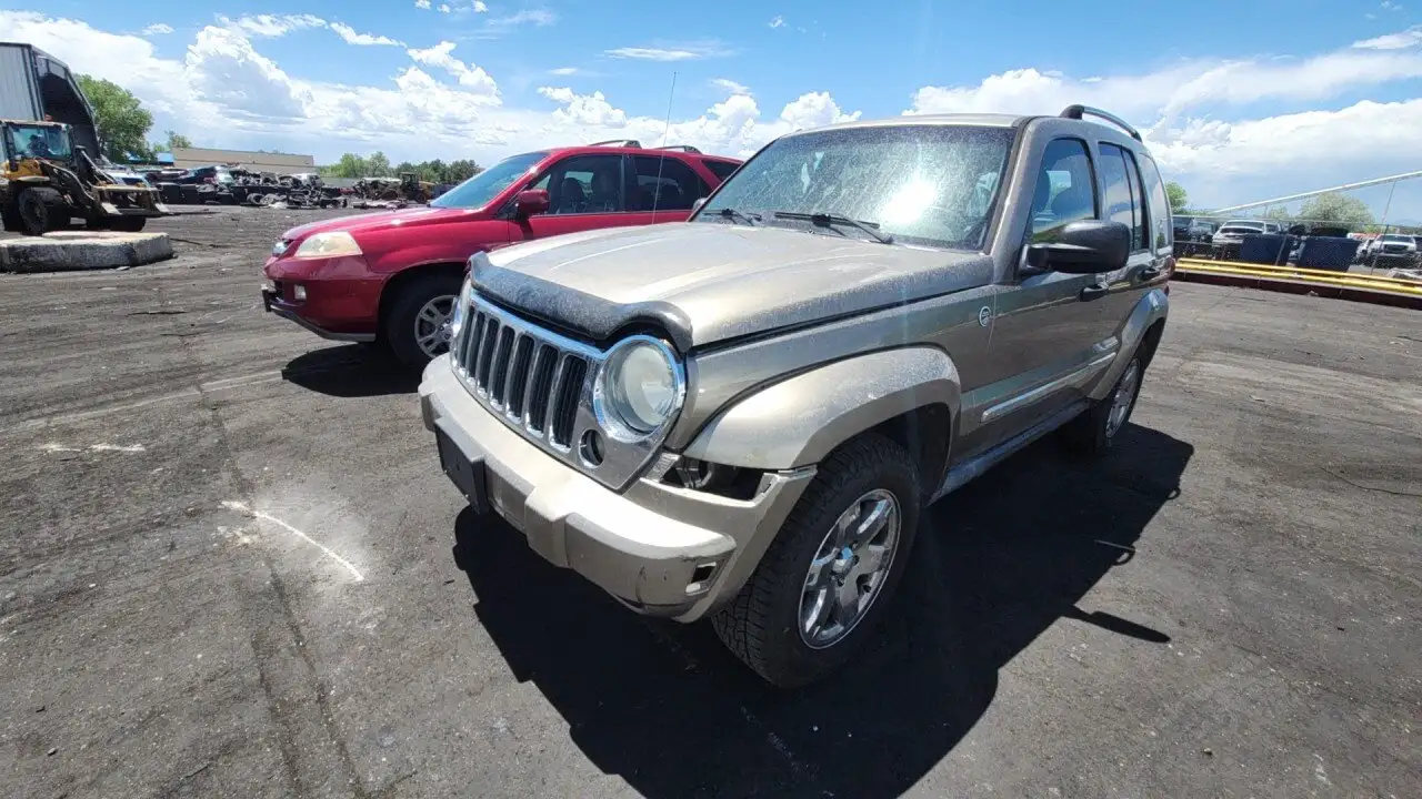 Photo of 2006 Jeep Liberty