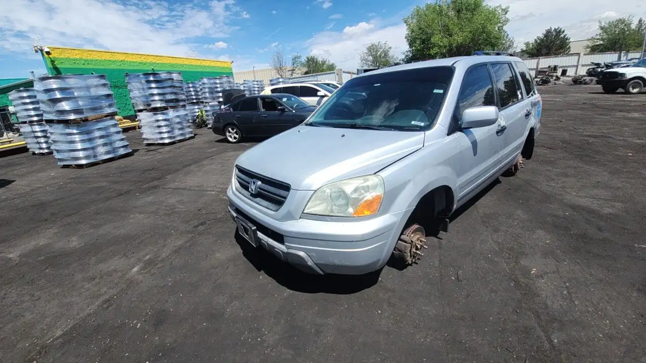 Photo of 2004 Honda Pilot