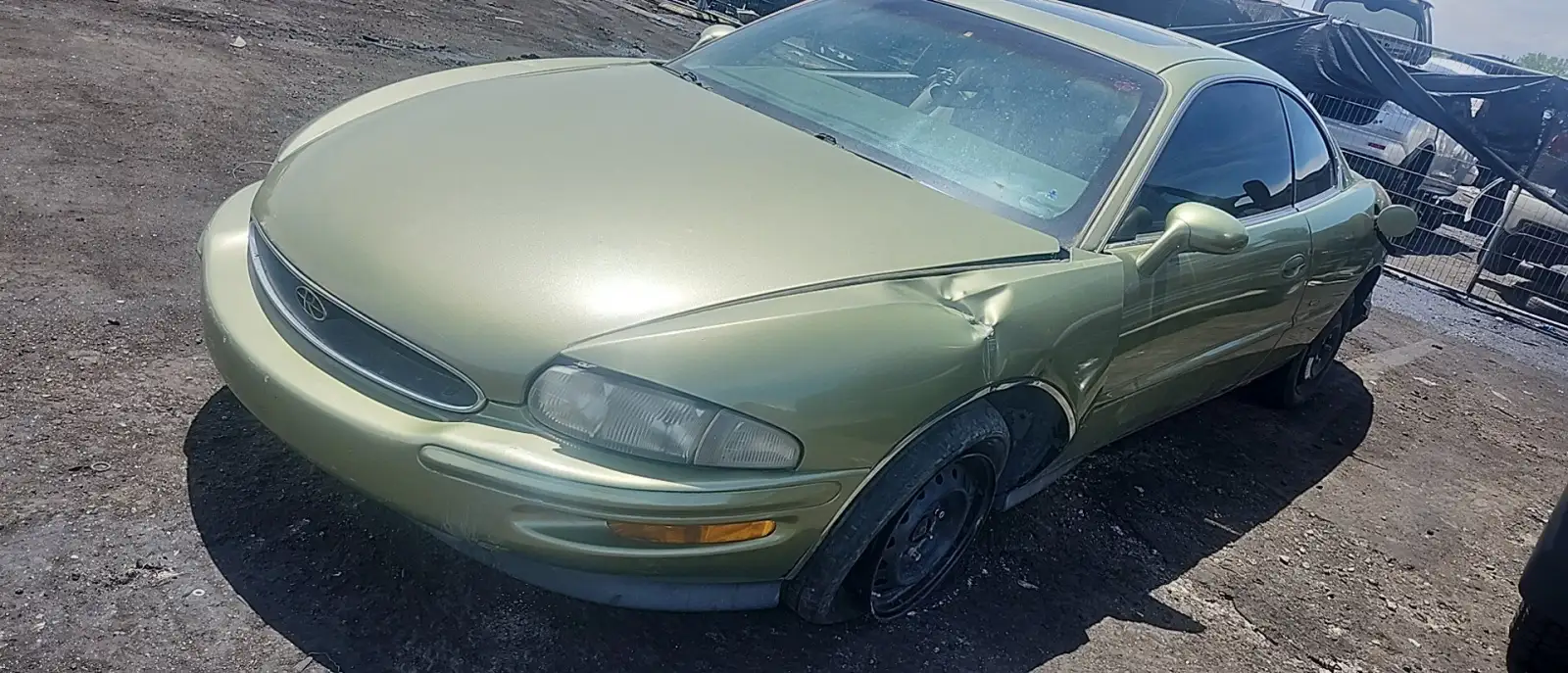 Photo of 1995 Buick Riviera